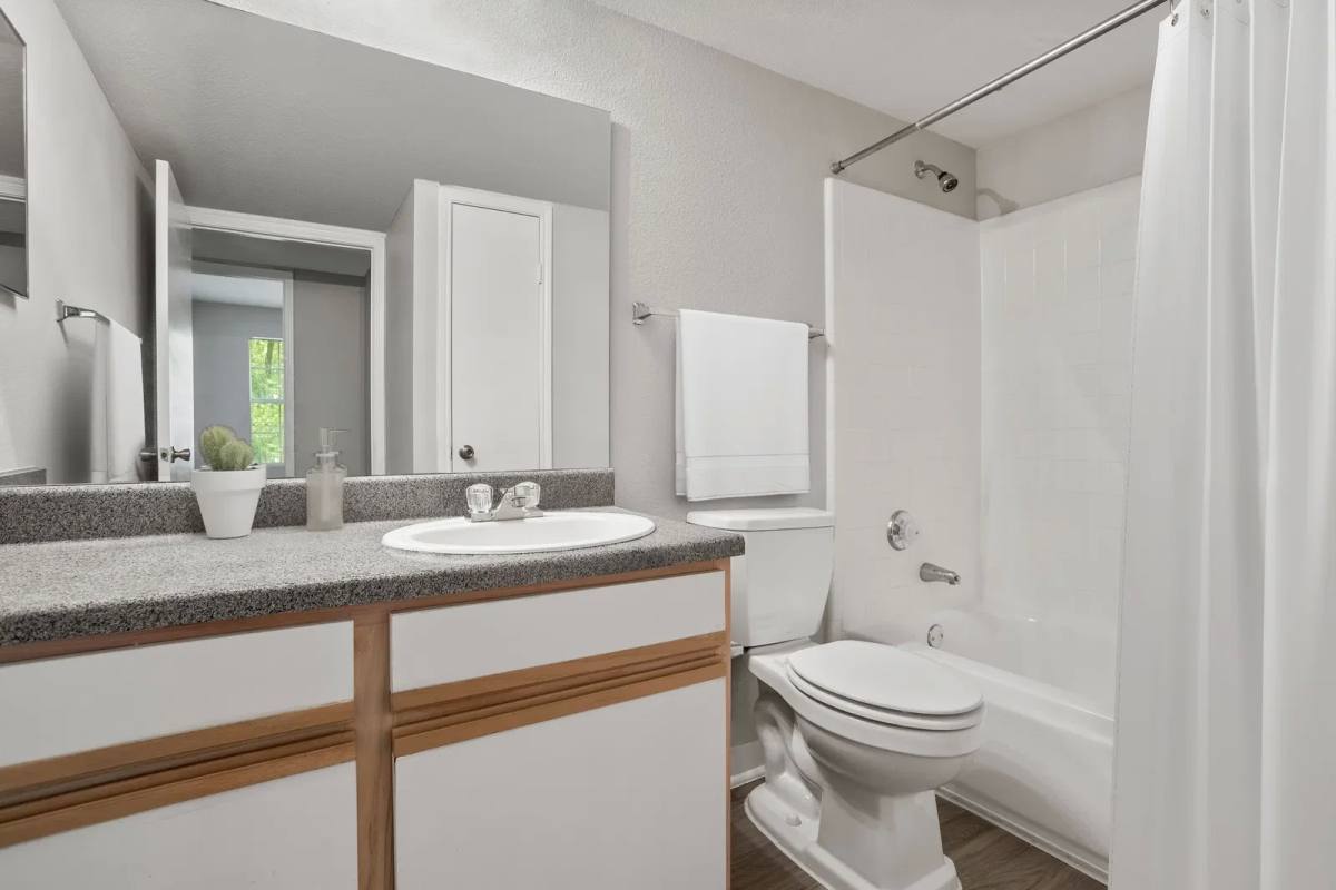 Apartment for rent at 8181 Fannin St, Houston, TX 77054