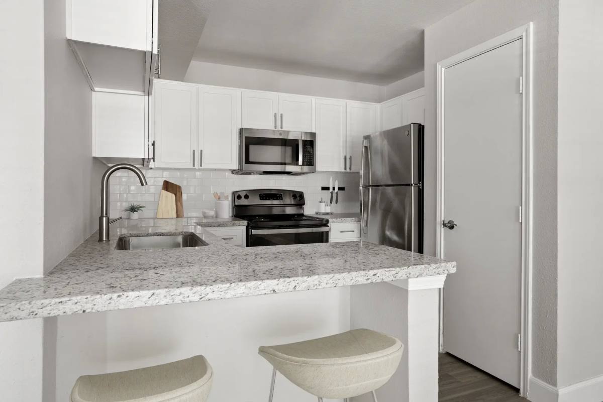 Apartment for rent at 8181 Fannin St, Houston, TX 77054