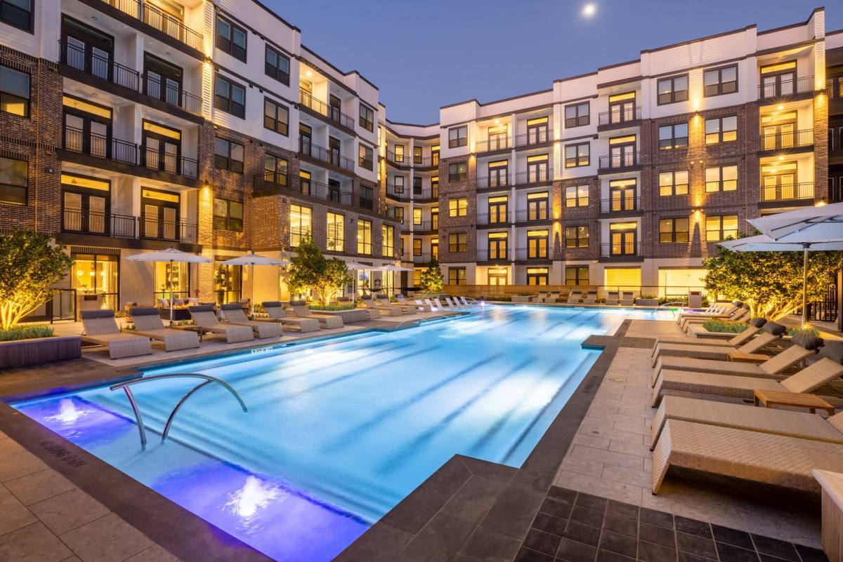 Apartment for rent at 3003 Summer St, Houston, TX 77007