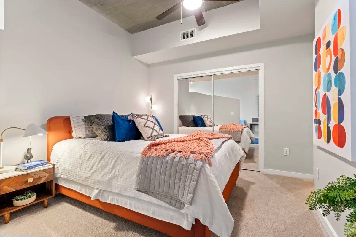 Apartment for rent at 5927 Almeda Rd, Houston, TX 77004