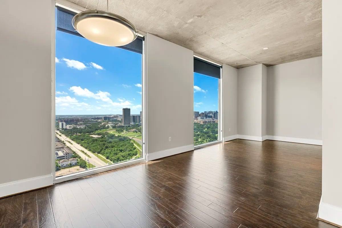 Apartment for rent at 5927 Almeda Rd, Houston, TX 77004