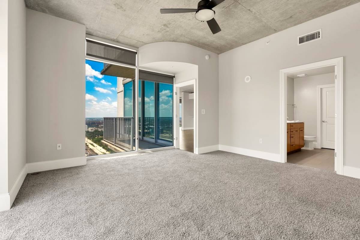 Apartment for rent at 5927 Almeda Rd, Houston, TX 77004