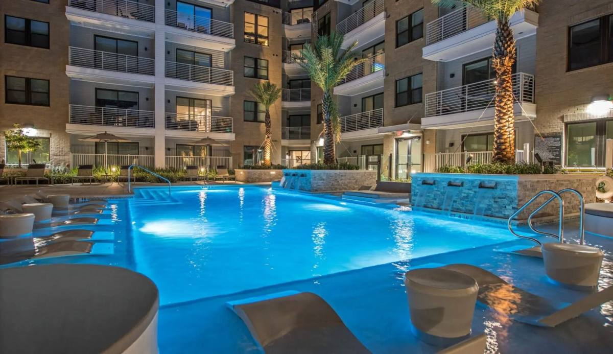 Apartment for rent at 3636 W Dallas St, Houston, TX 77019