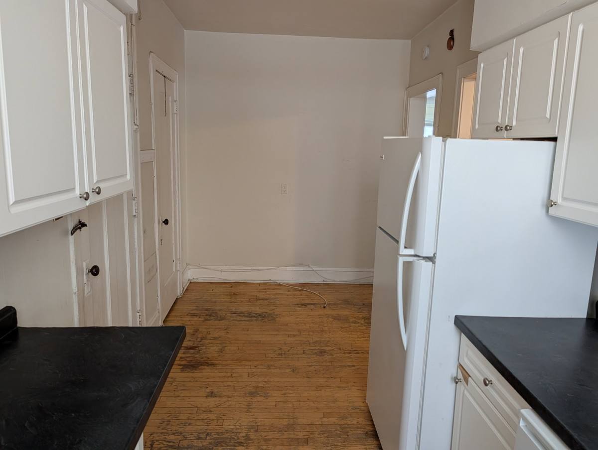 Apartment for rent at 325 N Kedzie Ave #805-3, Chicago, IL 60612