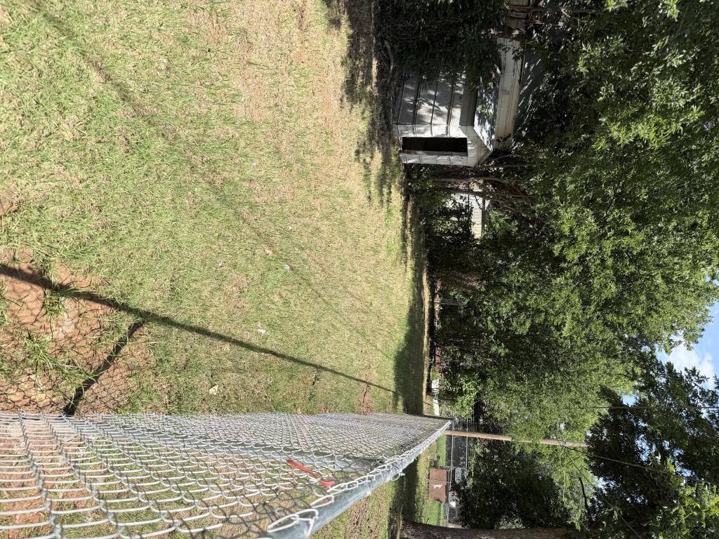 Townhouse for rent at 1913 Tilden St, Wichita Falls, TX 76309