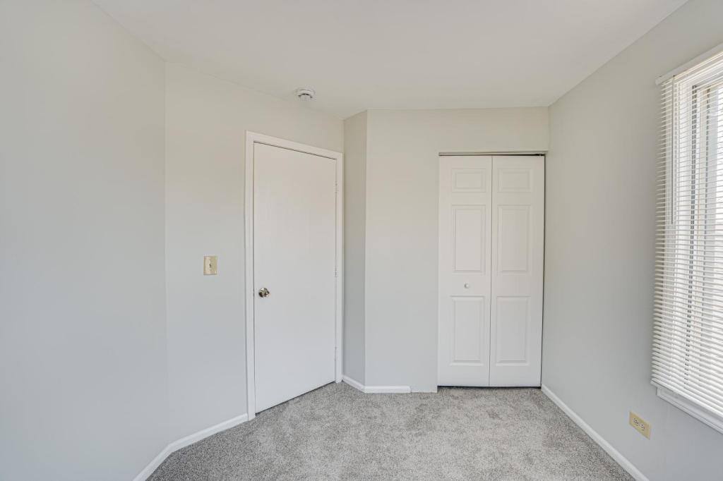 Apartment for rent at 1111 Brunswick, Aurora, IL 60504