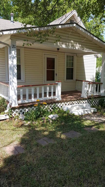 House for rent at 1211 Almira, Lawrence, KS 66049