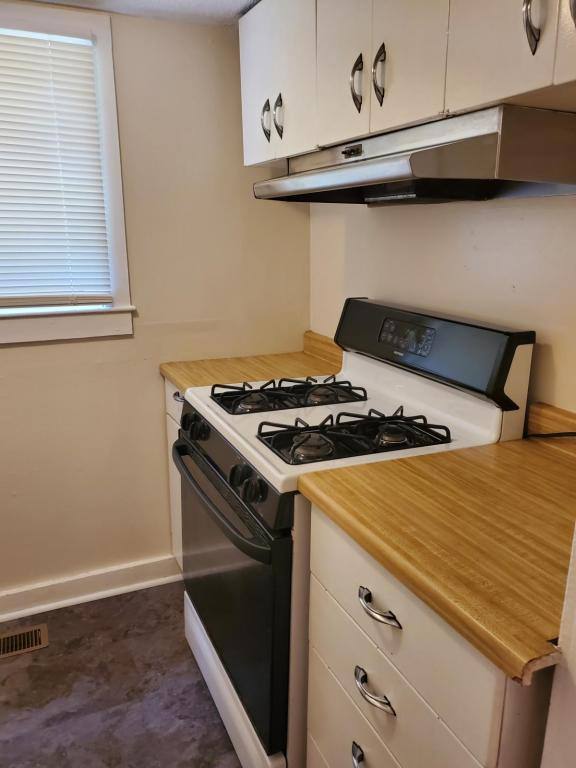 House for rent at 1211 Almira, Lawrence, KS 66049