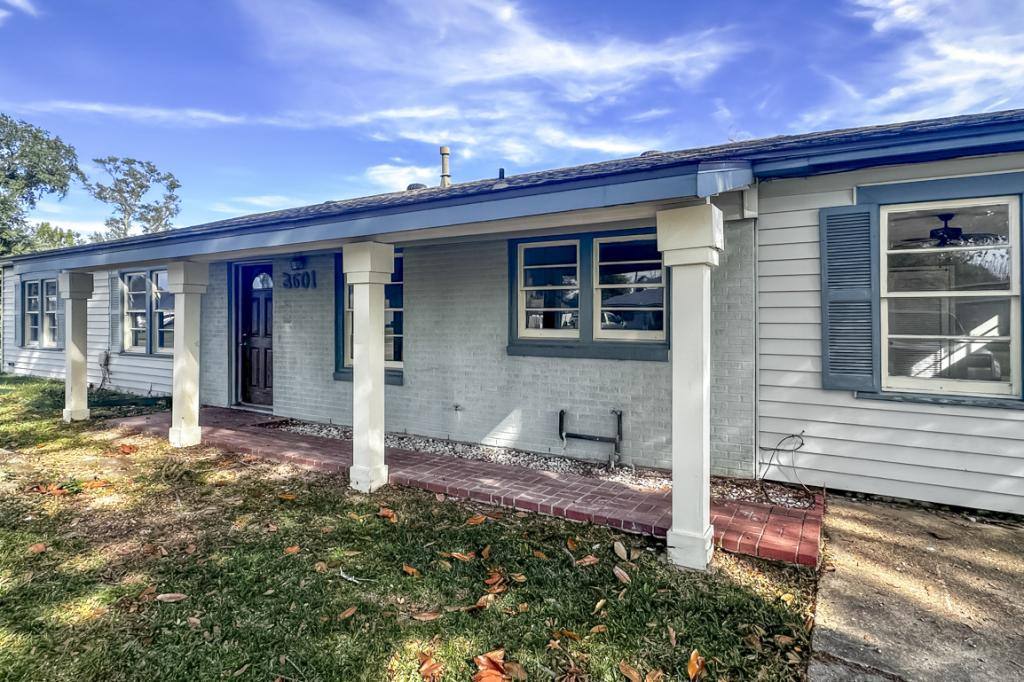 House for rent at 3601 1st Ave, Lake Charles, LA 70607