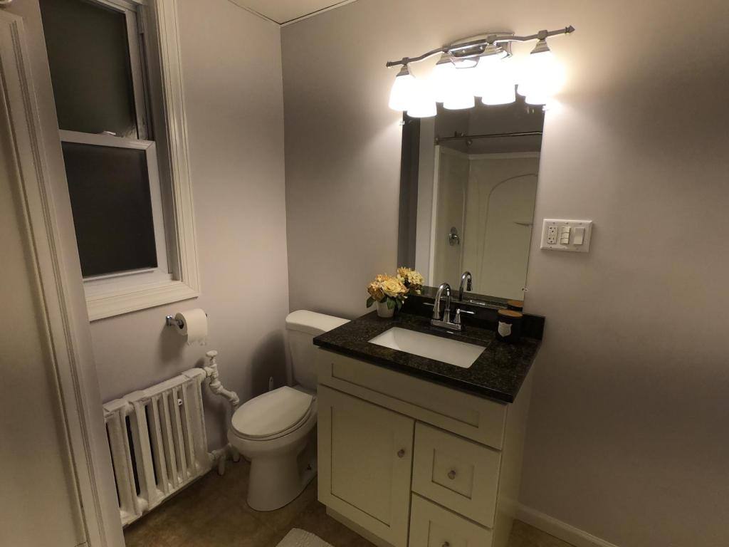 Apartment for rent at 52 Grove Ave, Albany, NY 12208