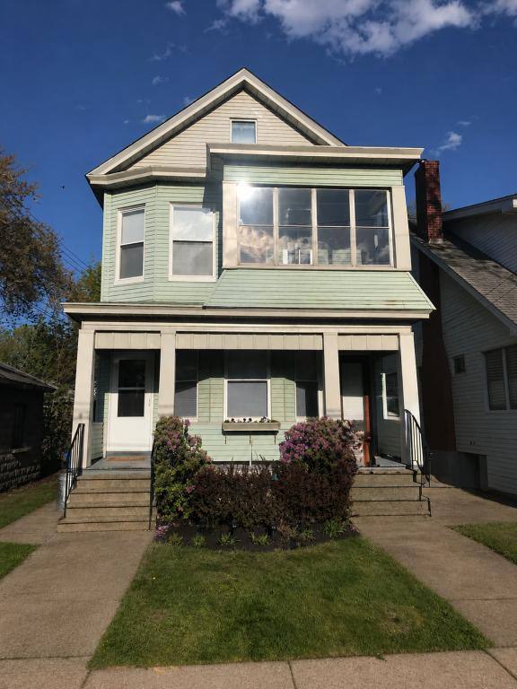 Apartment for rent at 52 Grove Ave, Albany, NY 12208