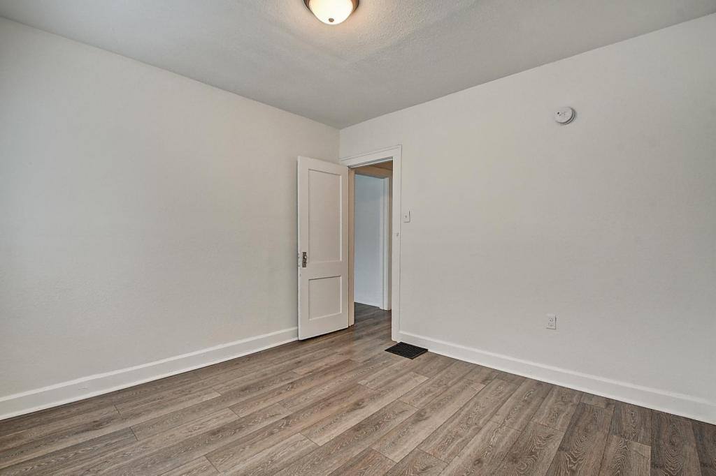 Apartment for rent at 2808 N Capitol Ave, Indianapolis, IN 46208
