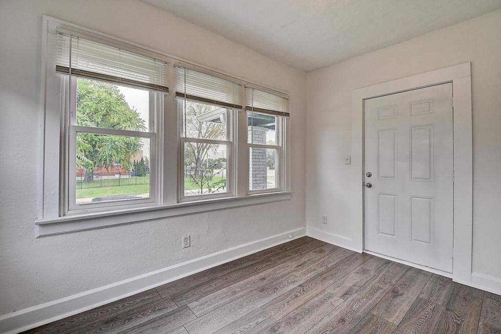 Apartment for rent at 2808 N Capitol Ave, Indianapolis, IN 46208