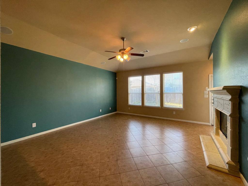 House for rent at 21554 Hawkspur Ridge, Richmond, TX 77406