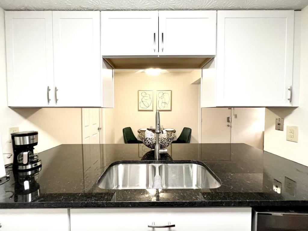 Condo for rent at 79 W Van Lake Dr, Vandalia, OH 45377