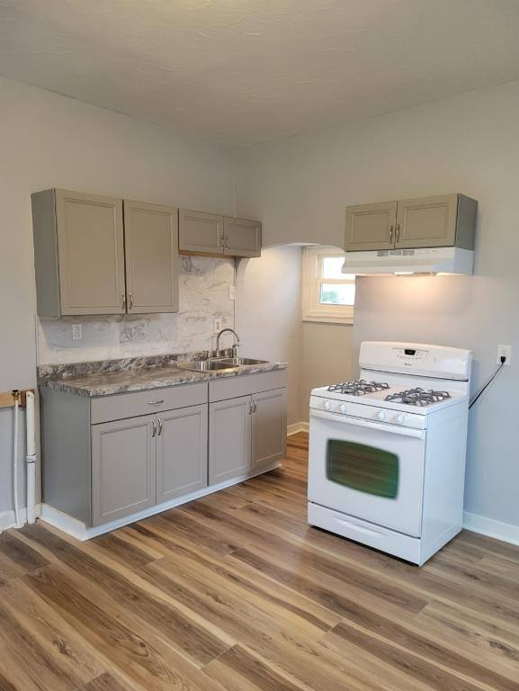 House for rent at 208 5th St, Altoona, PA 16602