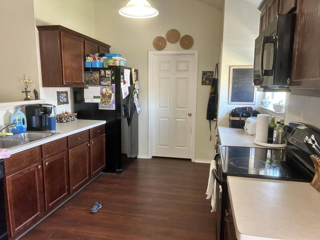 House for rent at 140 Calcite Lane, Jarrell, TX 76537