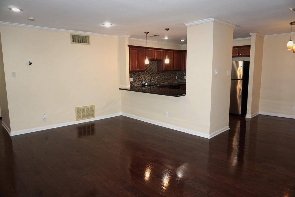 Condo for rent at 100 Lorenz Rd, San Antonio, TX 78209