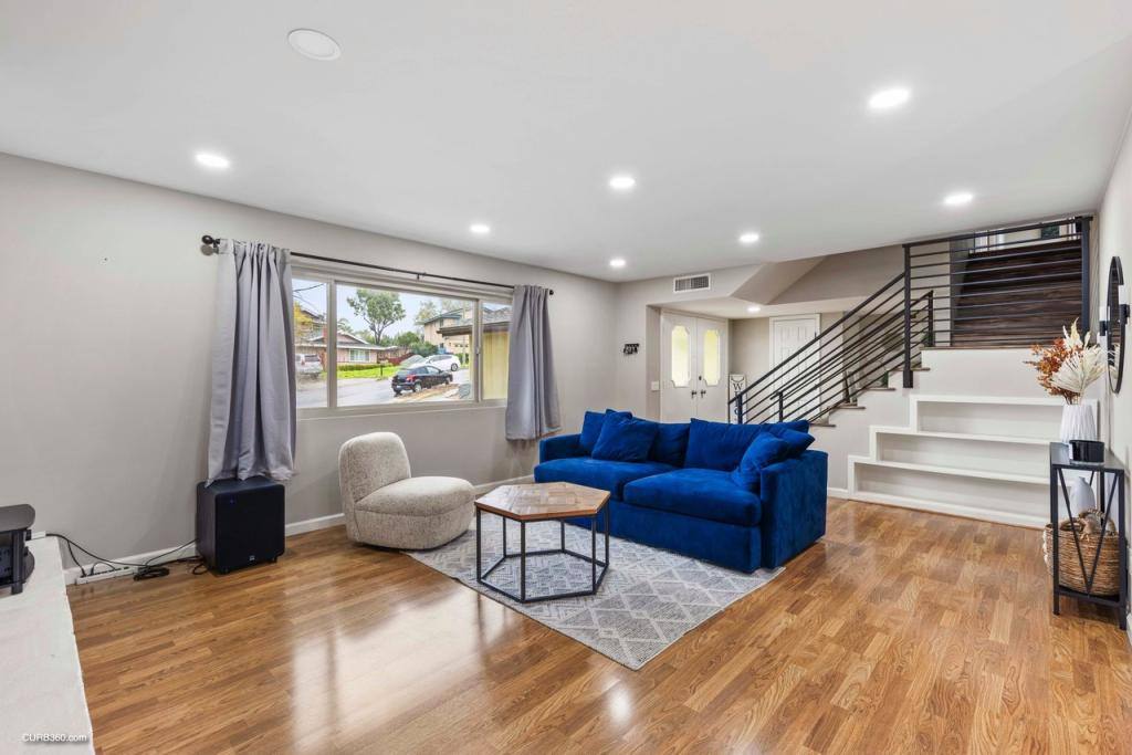 House for rent at 1870 Jeffrey Ave, Escondido, CA 92027