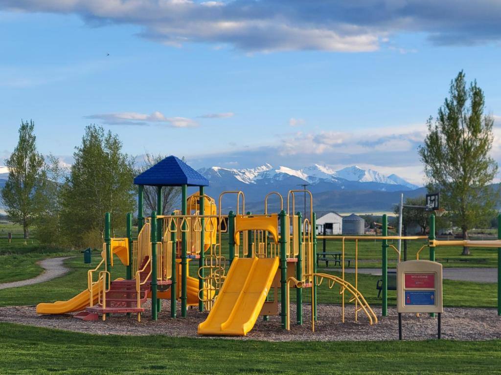 House for rent at 75 E Katina Court, Bozeman, MT 59718