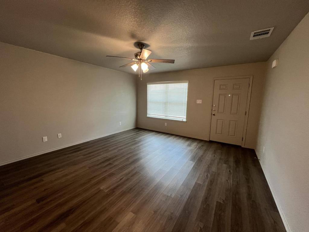 Apartment for rent at 115 Lost Trail #B, Copperas Cove, TX 76522