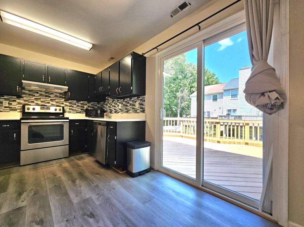 House for rent at 8561 Southlawn Court, Alexandria, VA 22309