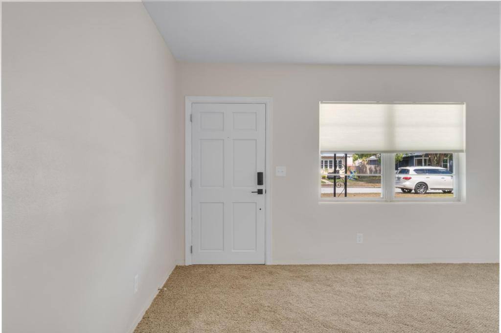 Apartment for rent at 2340 16th Ave, Vero Beach, FL 32960