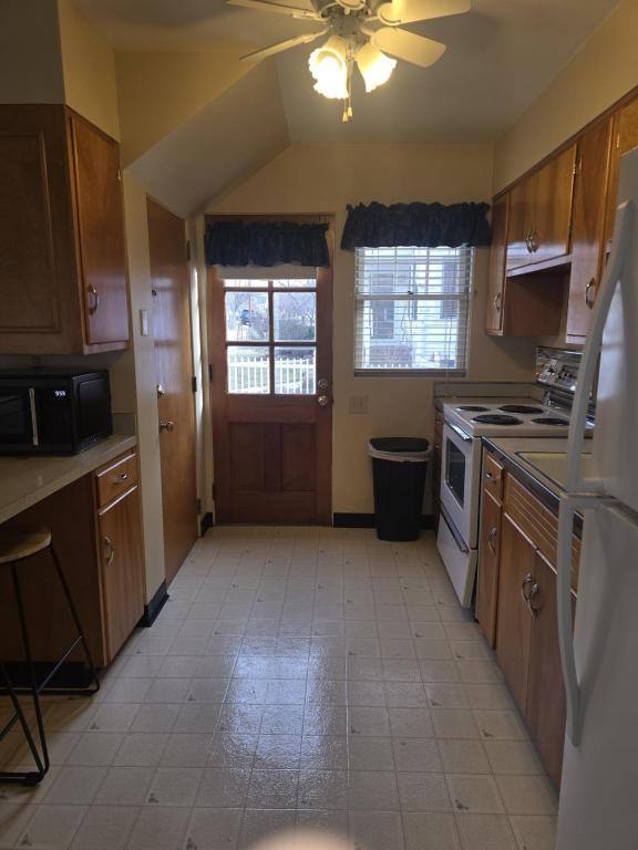 Apartment for rent at 1100 Walnut St, Hollidaysburg, PA 16648