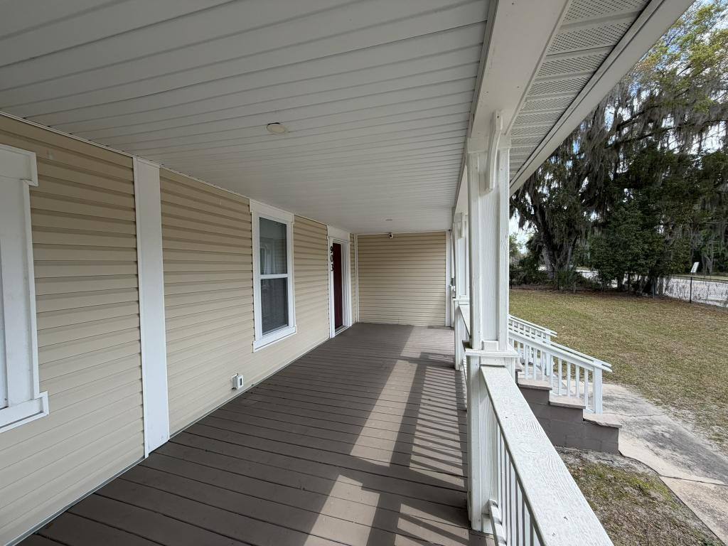 Apartment for rent at 903 E New York Ave, Deland, FL 32724