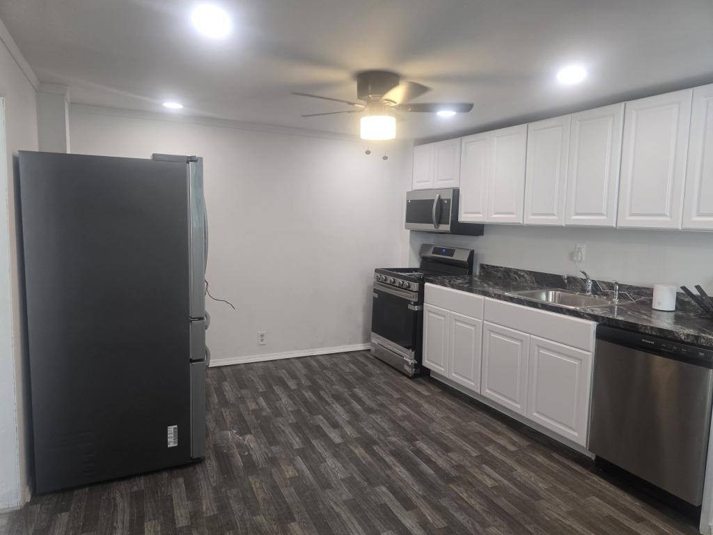 House for rent at 1818 13th Ave, Altoona, PA 16601