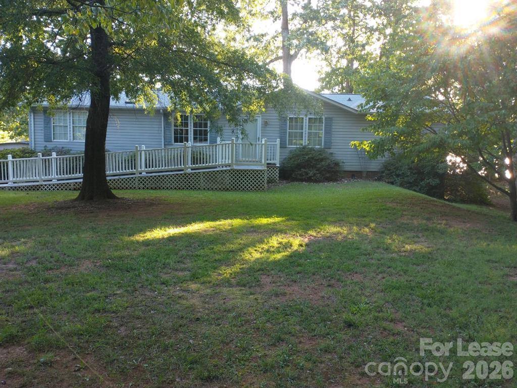 House for rent at 447 Kemp Rd, Mooresville, NC 28117