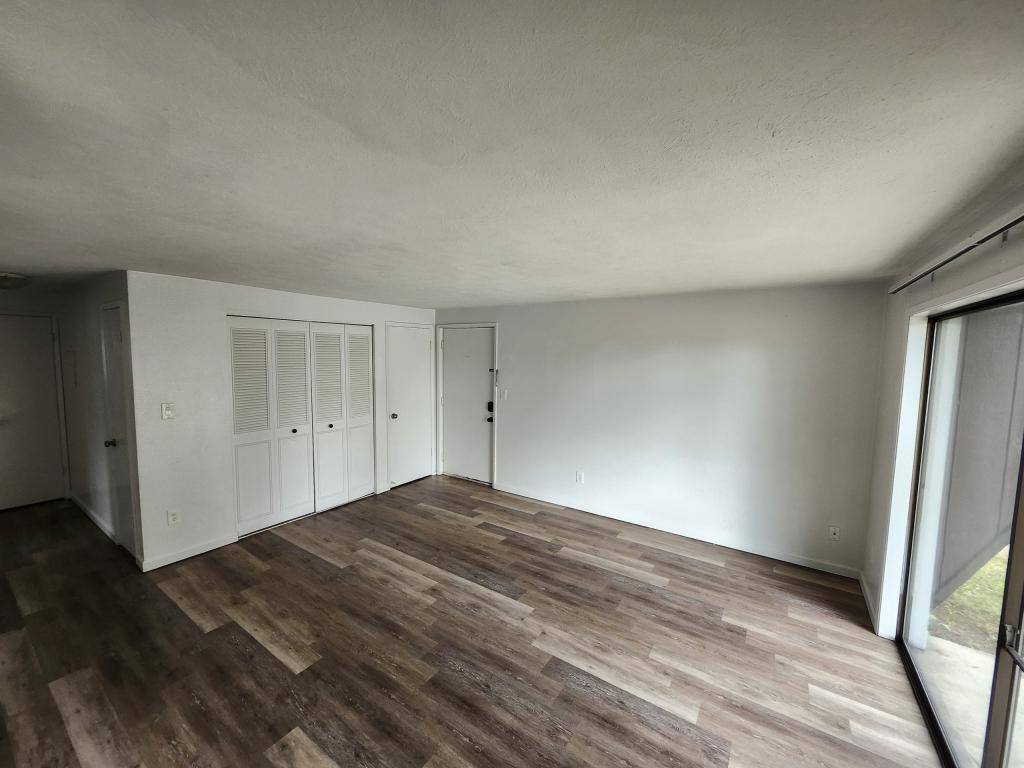 Apartment for rent at 702 S Oak St, Spokane, WA 99204