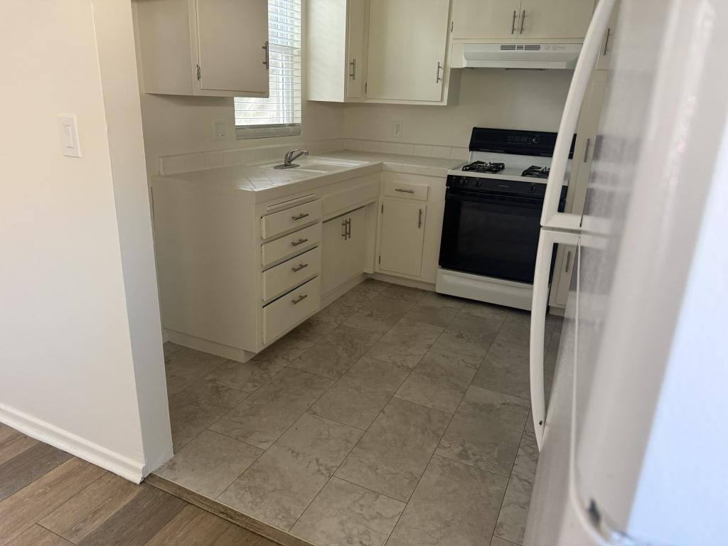 Apartment for rent at 3432 Richland Dr, 7 #3, Santa Barbara, CA 93105