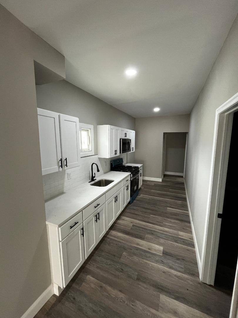 Apartment for rent at 242 N Broadway, Gloucester City, NJ 08030