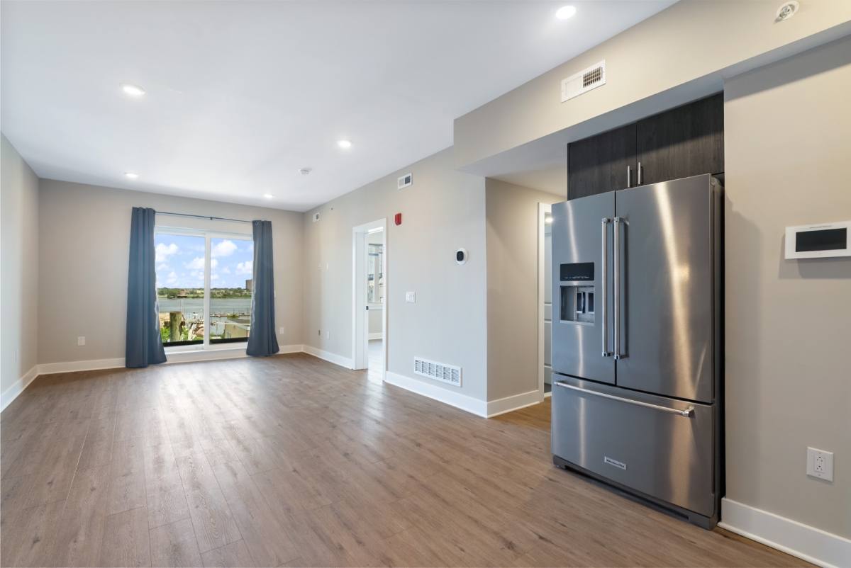Apartment for rent at 408-10 N Front St, Philadelphia, PA 19123