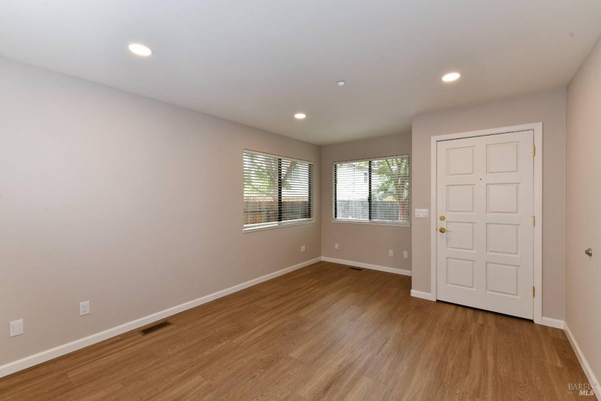 Apartment for rent at 2833 Marin St, Napa, CA 94558