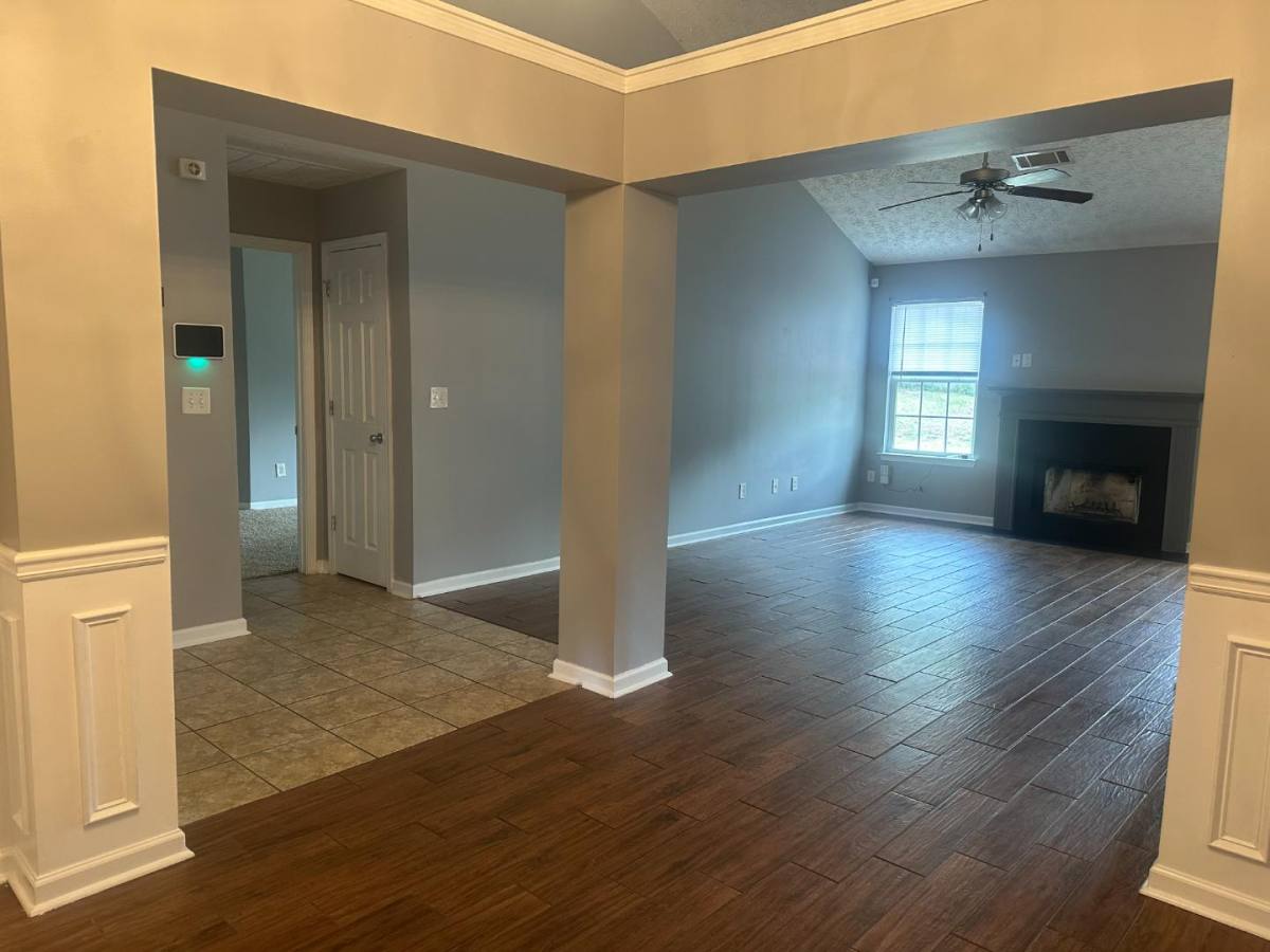 House for rent at 9 Oakwood Dr, Phenix City, AL 36870