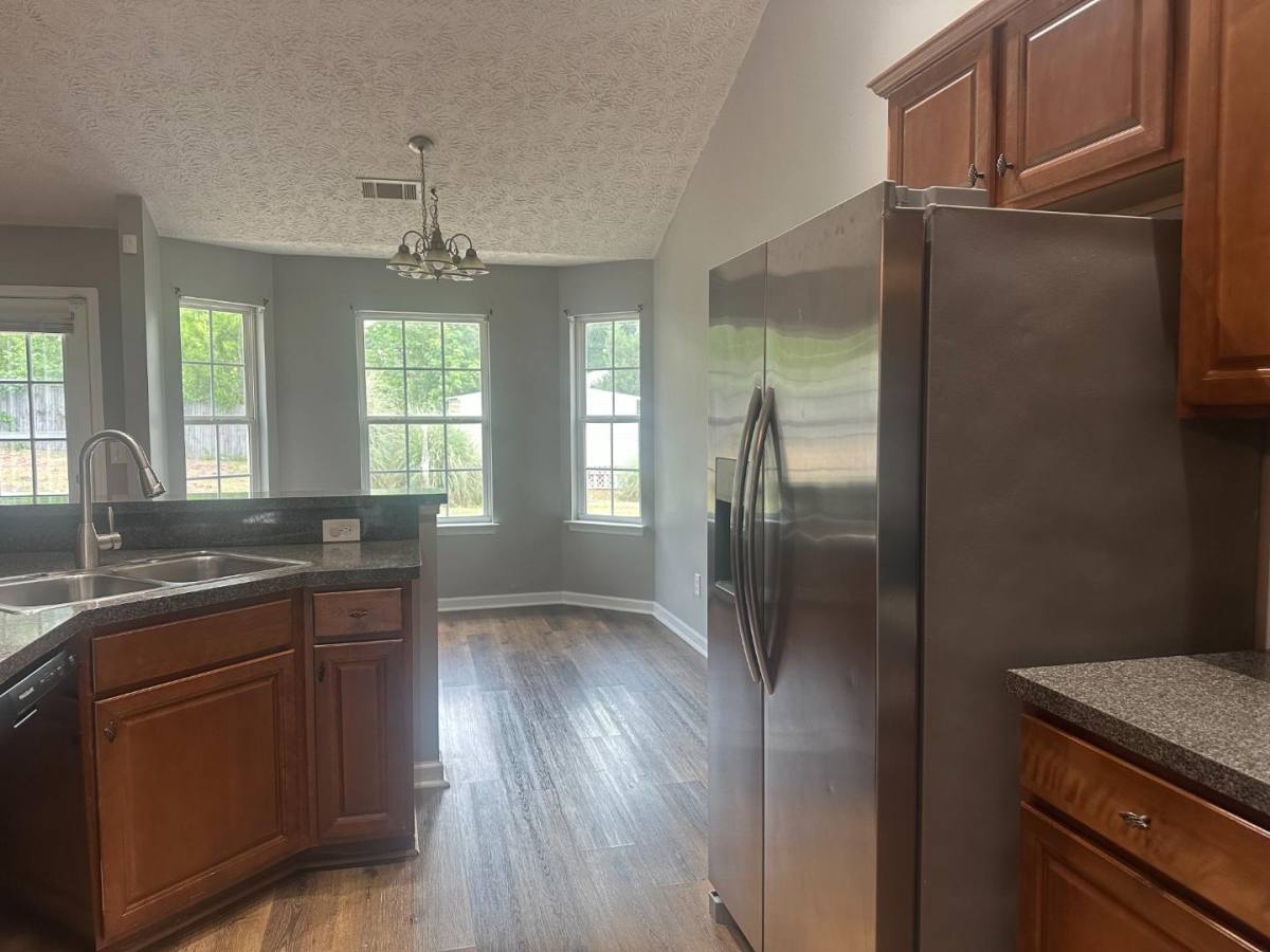 House for rent at 9 Oakwood Dr, Phenix City, AL 36870