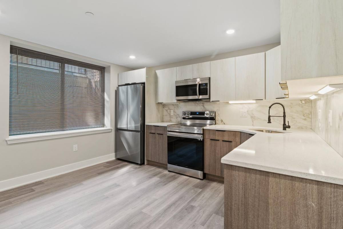 Apartment for rent at 520 N 37th St #2, Philadelphia, PA 19104