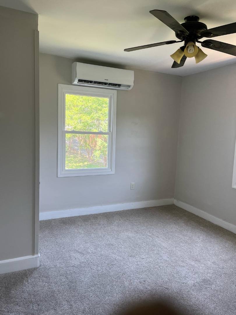 Apartment for rent at 305 Granville St 305-2, Martinsville, VA 24112