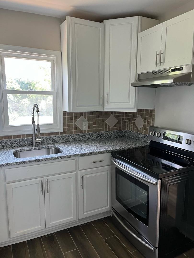 Apartment for rent at 305 Granville St 305-2, Martinsville, VA 24112