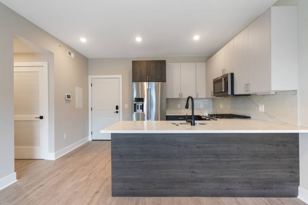 Apartment for rent at 408-10 N Front St #10, Philadelphia, PA 19123