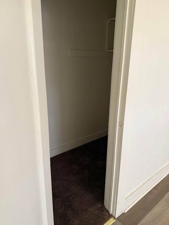 Apartment for rent at 1009 N Fulton St #3, Fresno, CA 93728