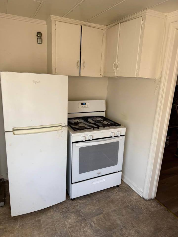 Apartment for rent at 1009 N Fulton St #3, Fresno, CA 93728