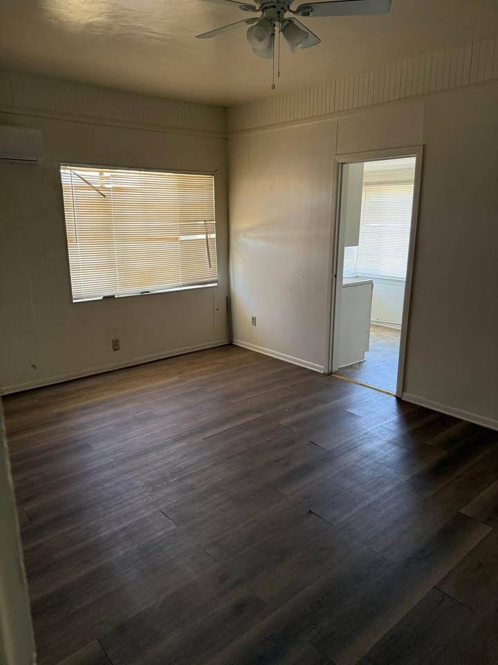 Apartment for rent at 1009 N Fulton St #3, Fresno, CA 93728