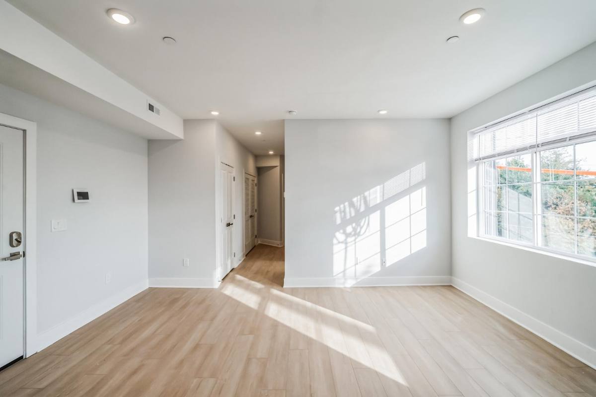 Apartment for rent at 646 N 32nd St #1, Philadelphia, PA 19104