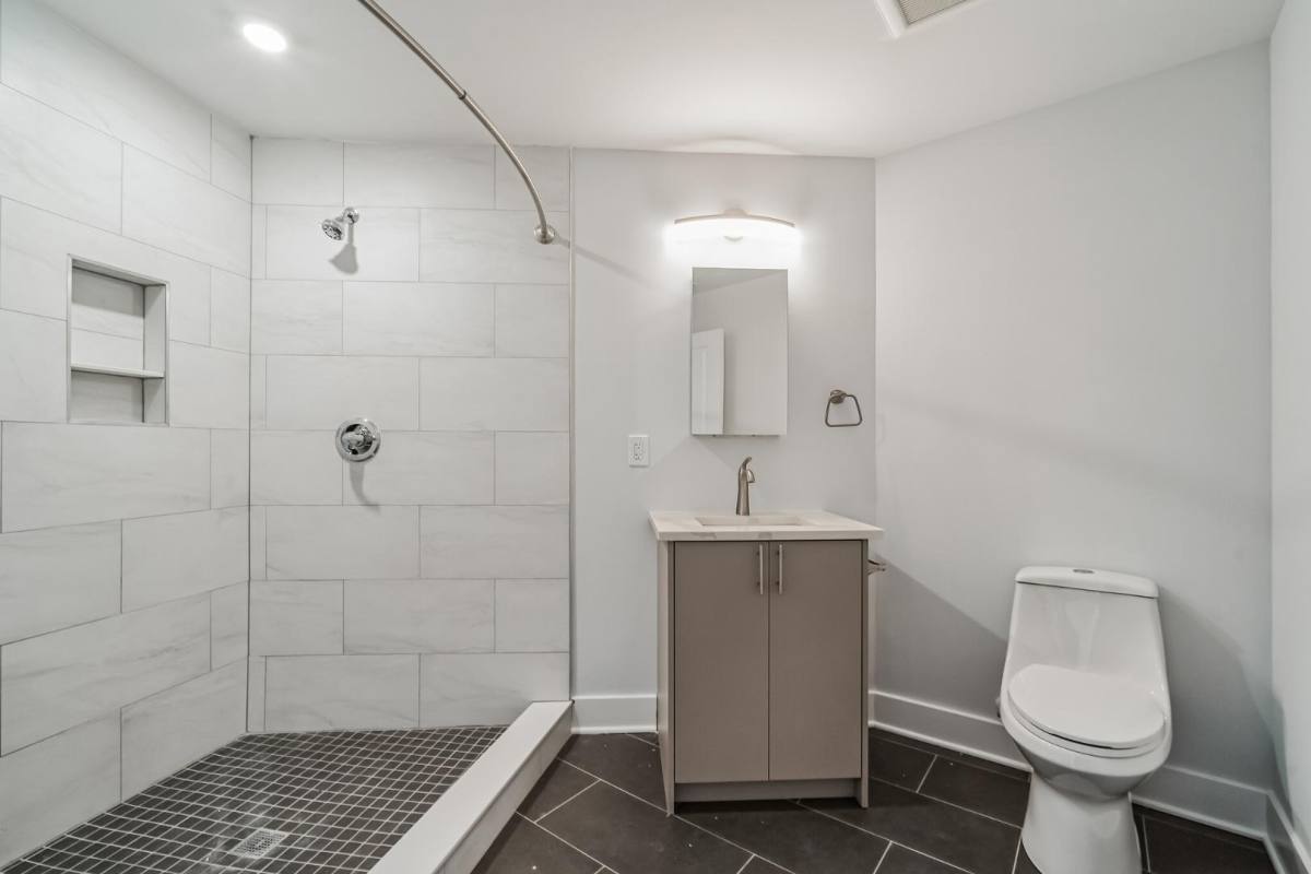 Apartment for rent at 646 N 32nd St #1, Philadelphia, PA 19104