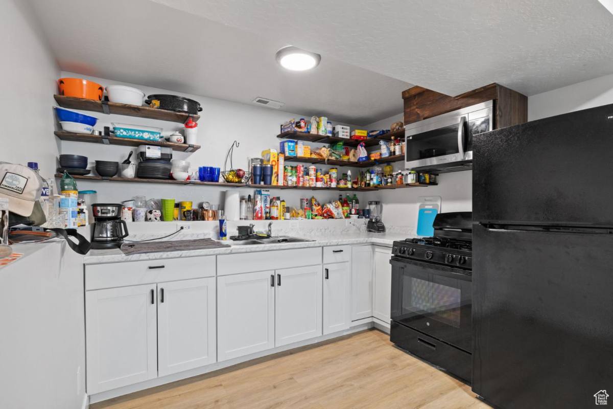 Apartment for rent at 5210 W Woodledge Ave, West Valley City, UT 84120