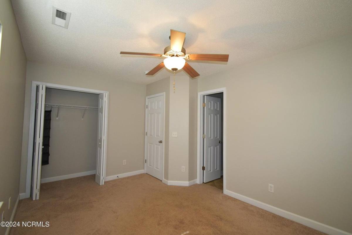 Townhouse for rent at 202 Lanieve Court #202, Hubert, NC 28539