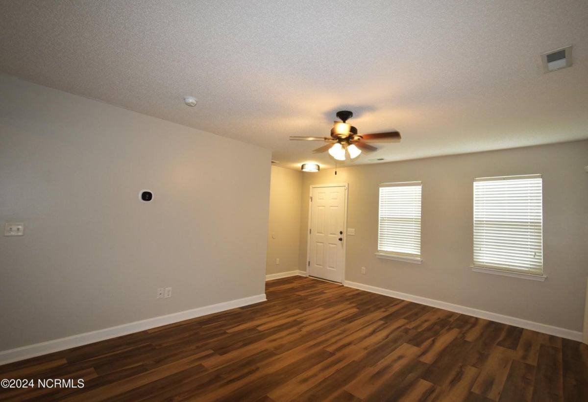 Townhouse for rent at 202 Lanieve Court #202, Hubert, NC 28539